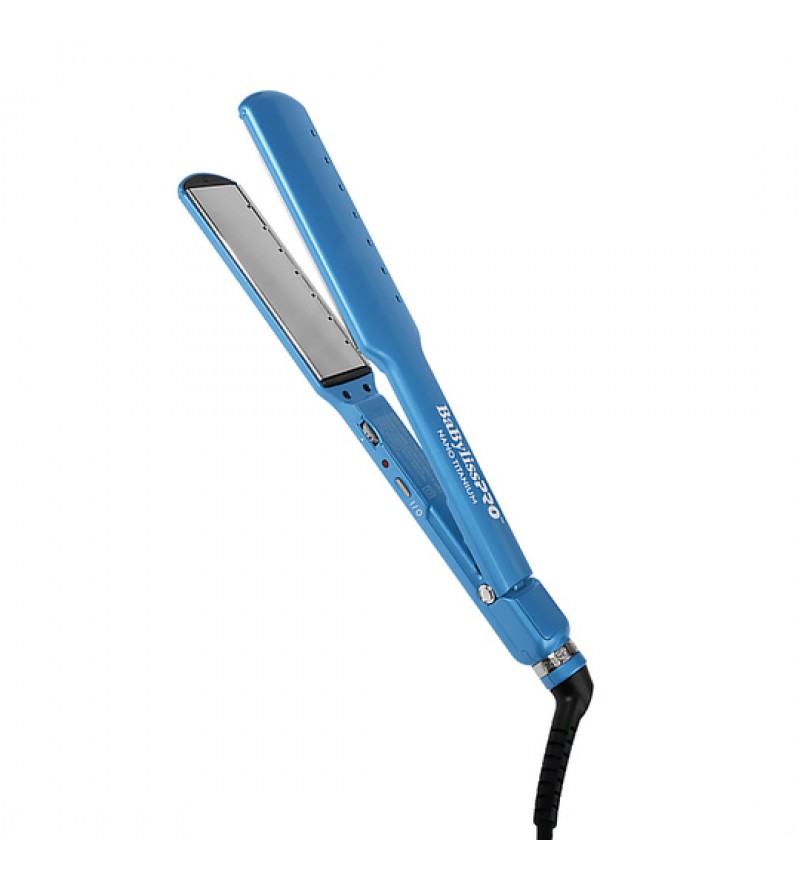 Plancha Alisadora BaBylissPRO Nano Titanium BNT4083TUZ Húmedo/Seco Hasta 450°F/230Cº/Bivolt